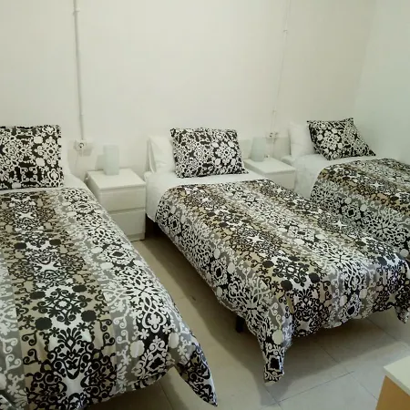 Casa Carmen Barcelona * אל פראט דה לוברגאט